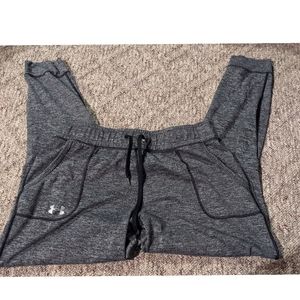 Women's Size M Under Armour Joggers